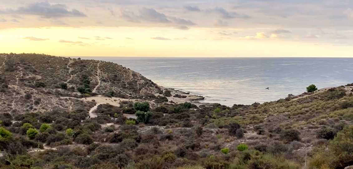 Cala Cantalar en la ruta del Cabo de la Huerta en Alicante