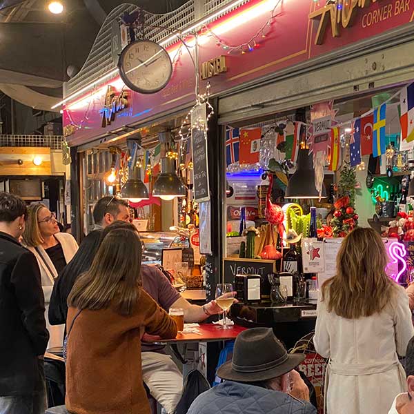barra para tapear en el mercado de Alicante