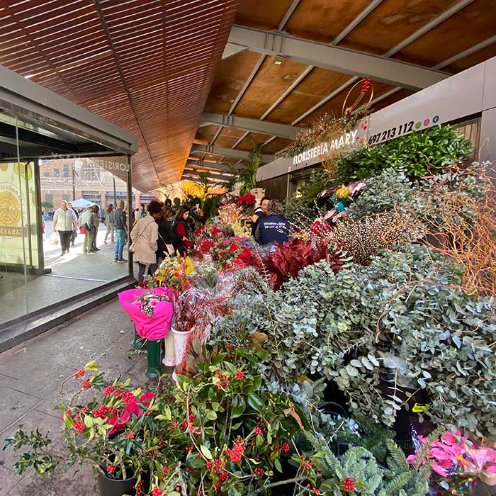 Puesto de flores plaza 25 mayo