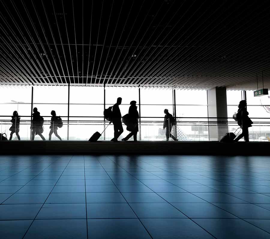 Viajeros aeropuerto de Alicante