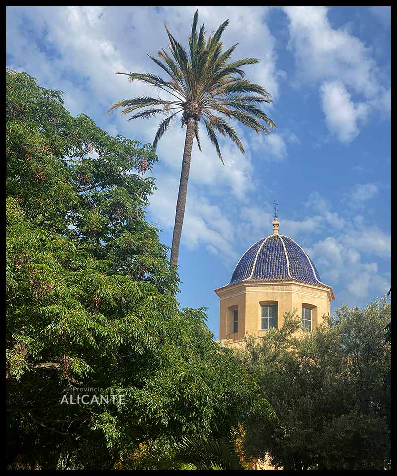 Cúpula de la Santa Faz desde el Parque de San Diego