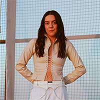 Valeria Castro actua en el Muelle Live Alicante