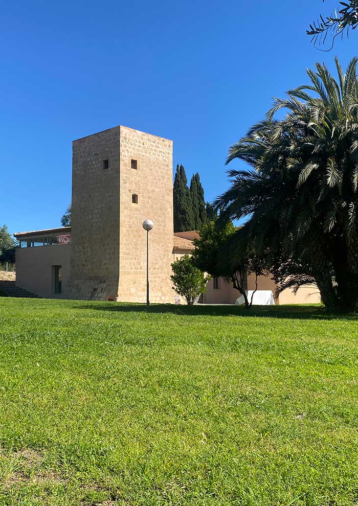 Torre Sarrio, uno de las Torres de la Huerta en Alicante